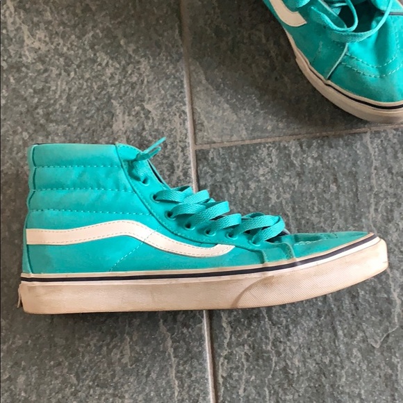 Vans - Picture 2 of 5